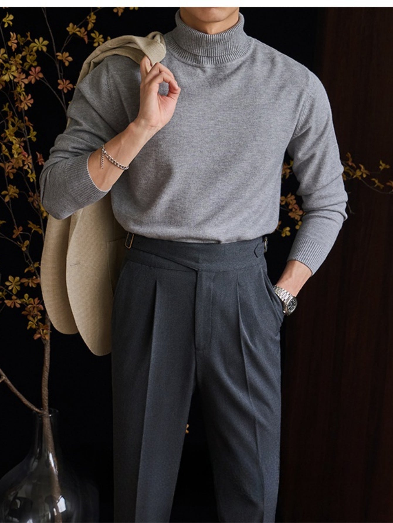 A Men'S Casual Turtleneck Sweater Business Wear.