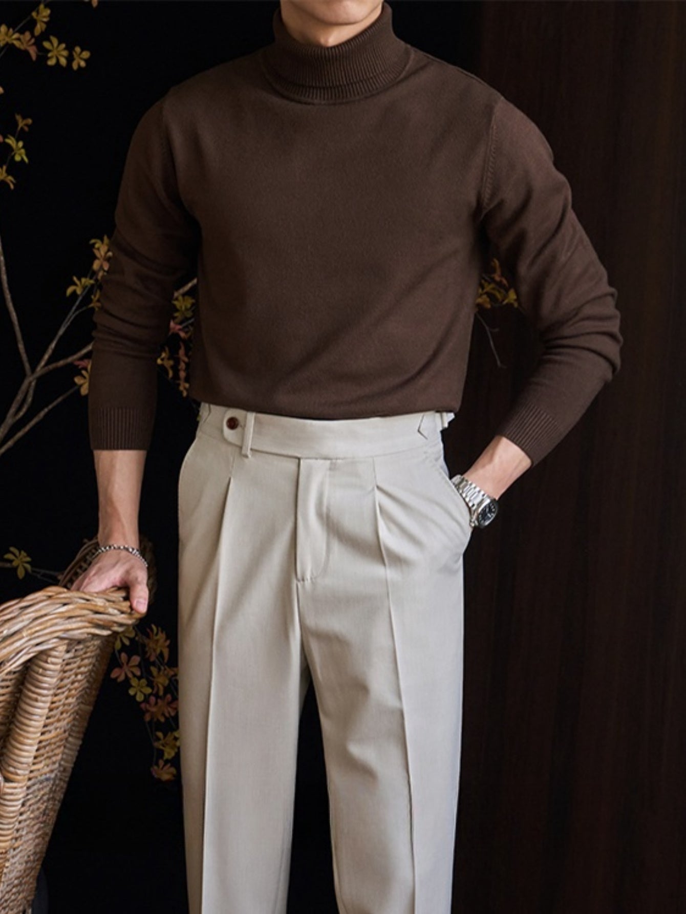 A Men'S Casual Turtleneck Sweater Business Wear.