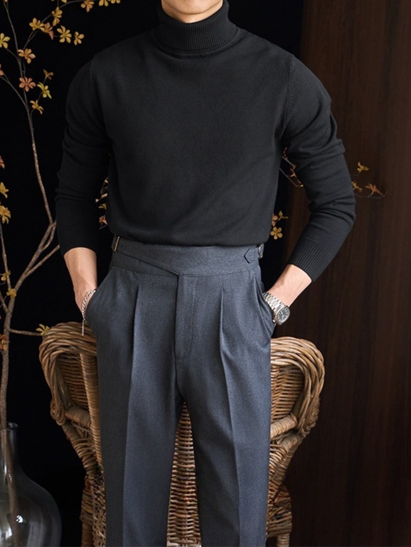 A Men'S Casual Turtleneck Sweater Business Wear.