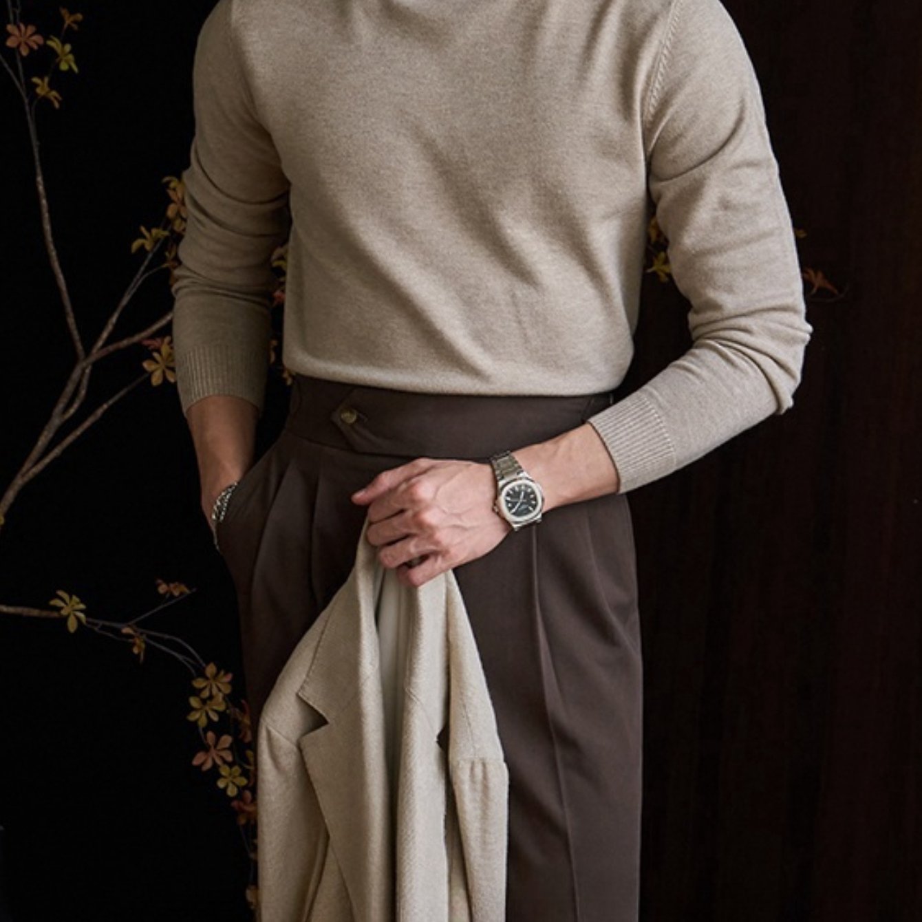 A Men'S Casual Turtleneck Sweater Business Wear.